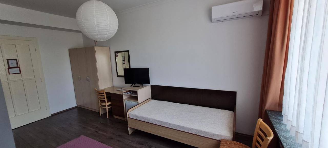 Rooms Lara Загреб Экстерьер фото